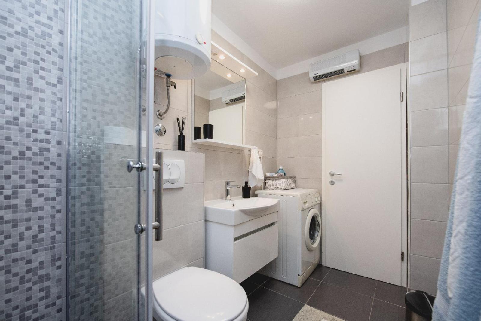 Apartments Mate سبليت المظهر الخارجي الصورة